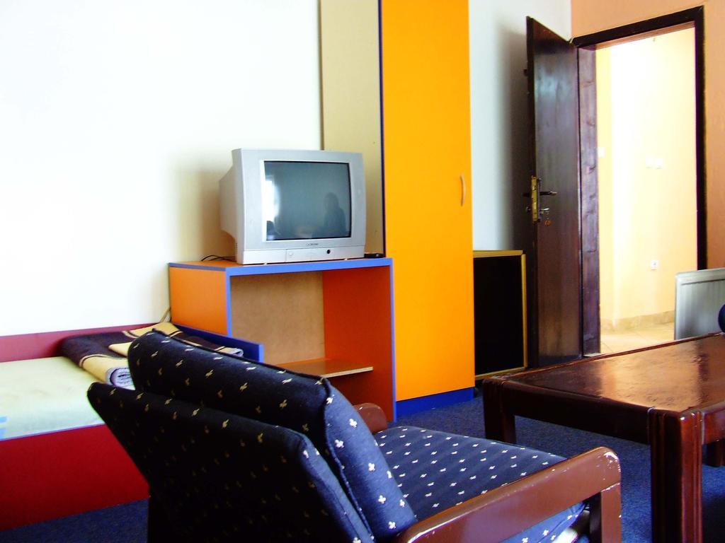 Hostel Domestika بيتولا الغرفة الصورة
